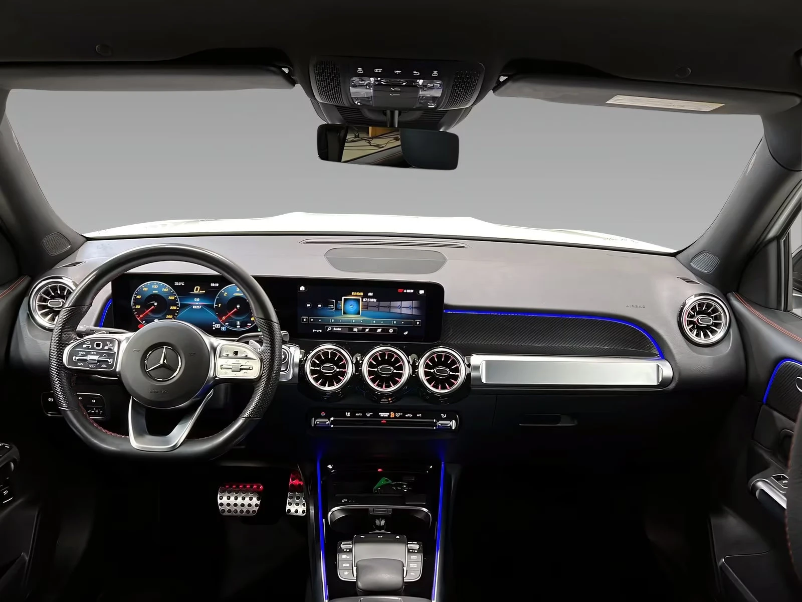 Mercedes-Benz GLB 220d/4M/AMG/190HP/DISTR/NIGHT/CAM/DAB/ACC/LED/141D - изображение 10