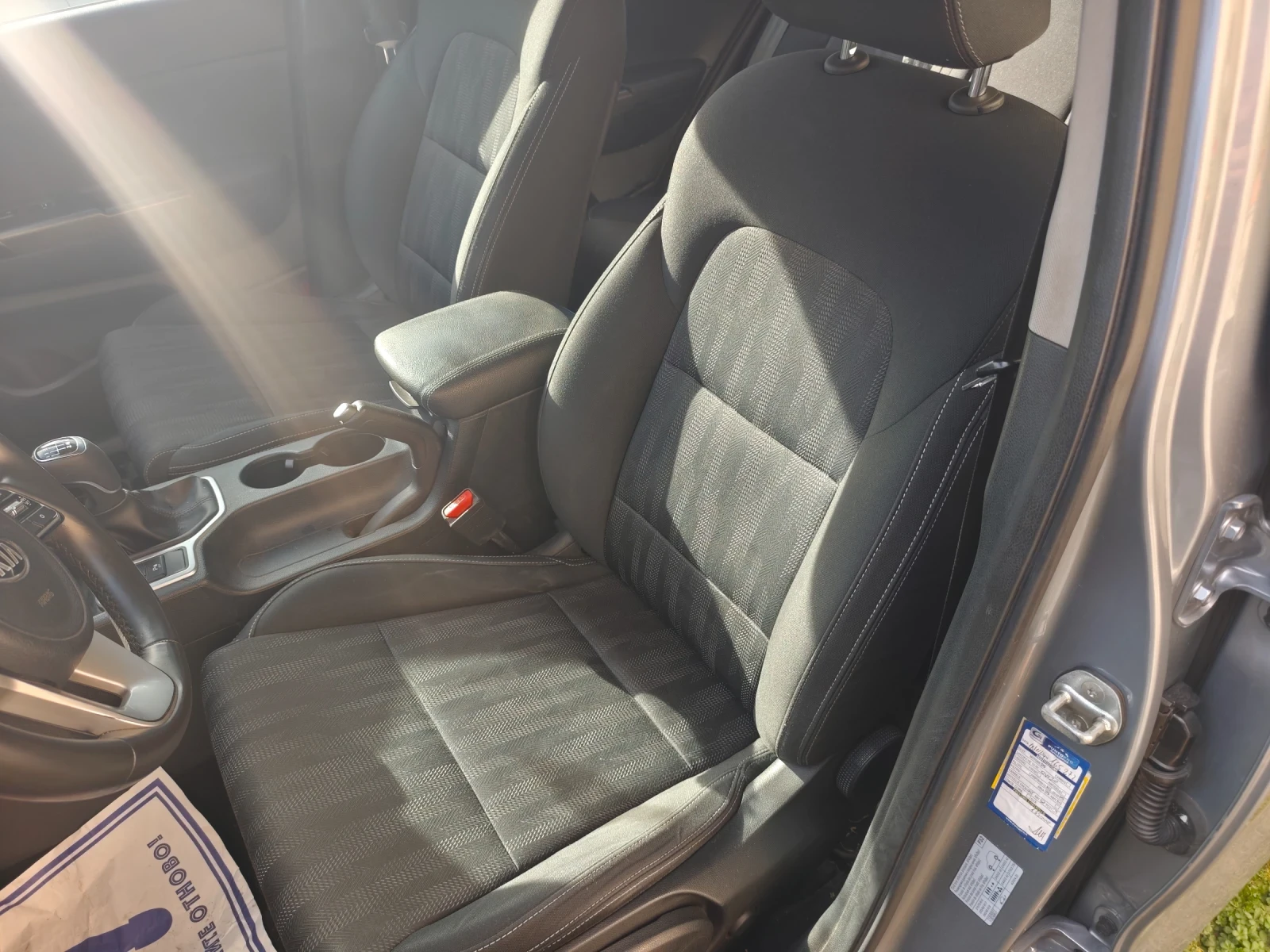 Kia Sportage 1.6 Хибрид 136к.с 6.2021г - изображение 9