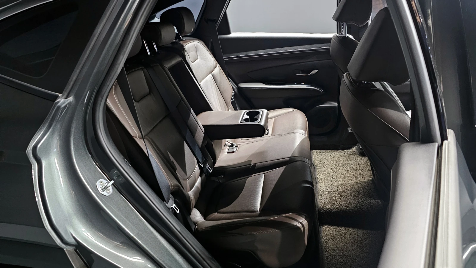 Hyundai Tucson 1.6T Hybrid/Пълна сервизна история !!! - изображение 8