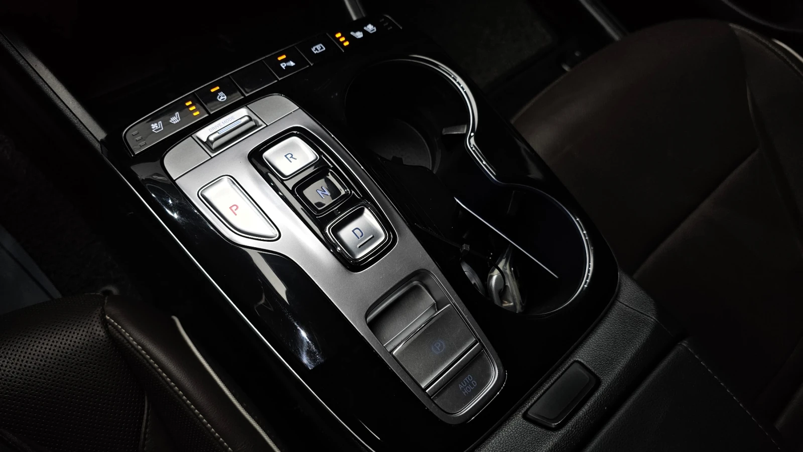 Hyundai Tucson 1.6T Hybrid/Пълна сервизна история !!! - изображение 9