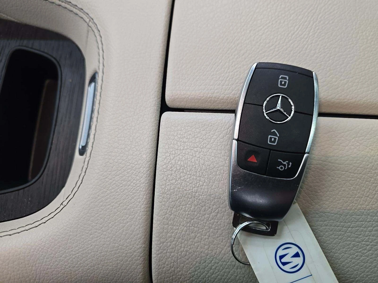 Mercedes-Benz GLS 350  - изображение 8