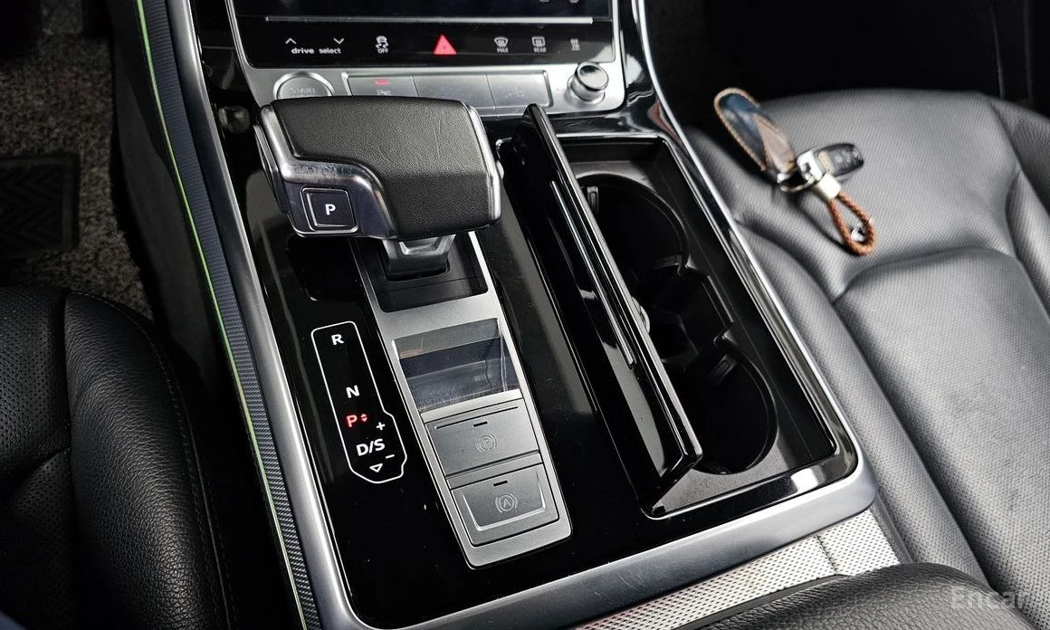 Audi Q8  - изображение 9