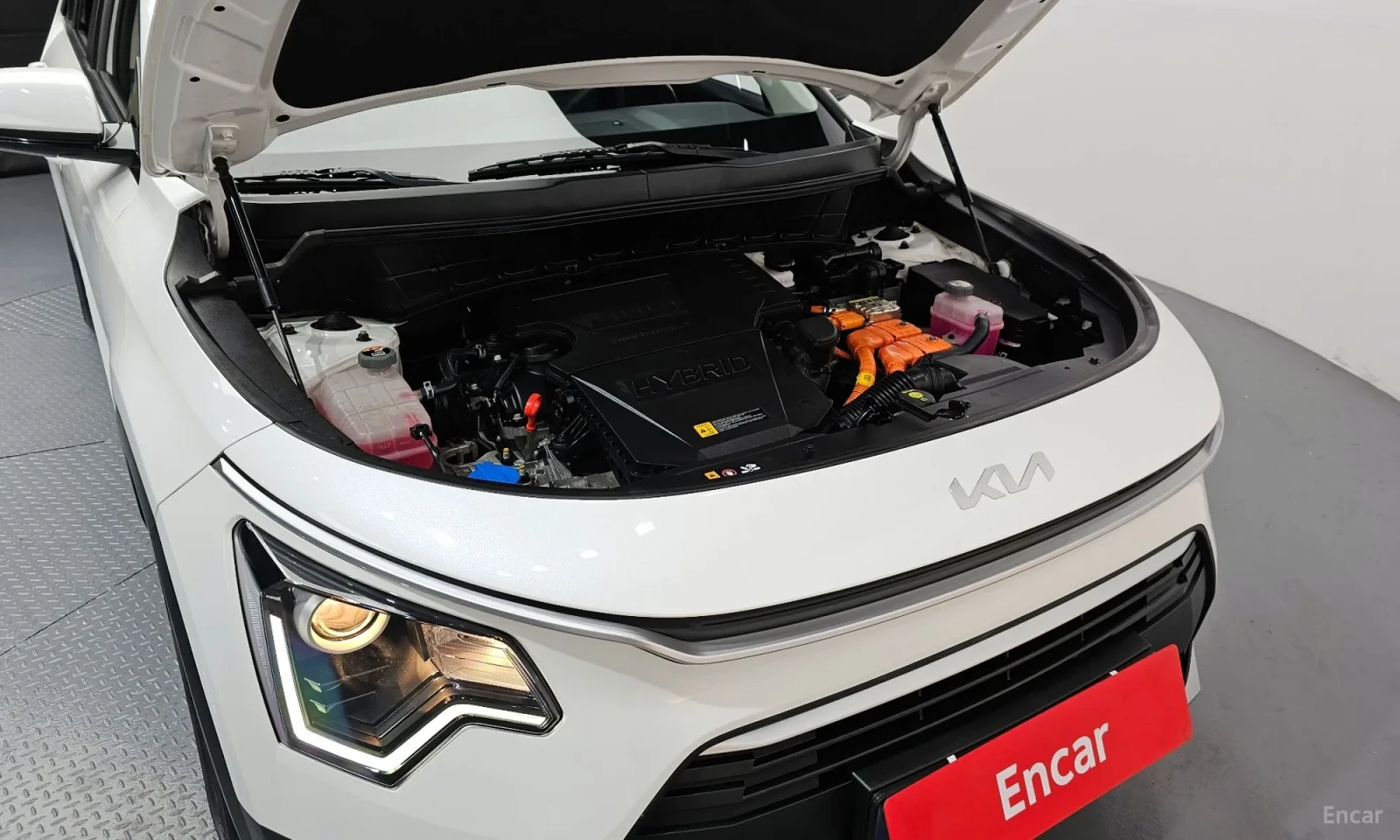 Kia Niro Trendy Hybrid, снимка 3 - Автомобили и джипове - 54224437