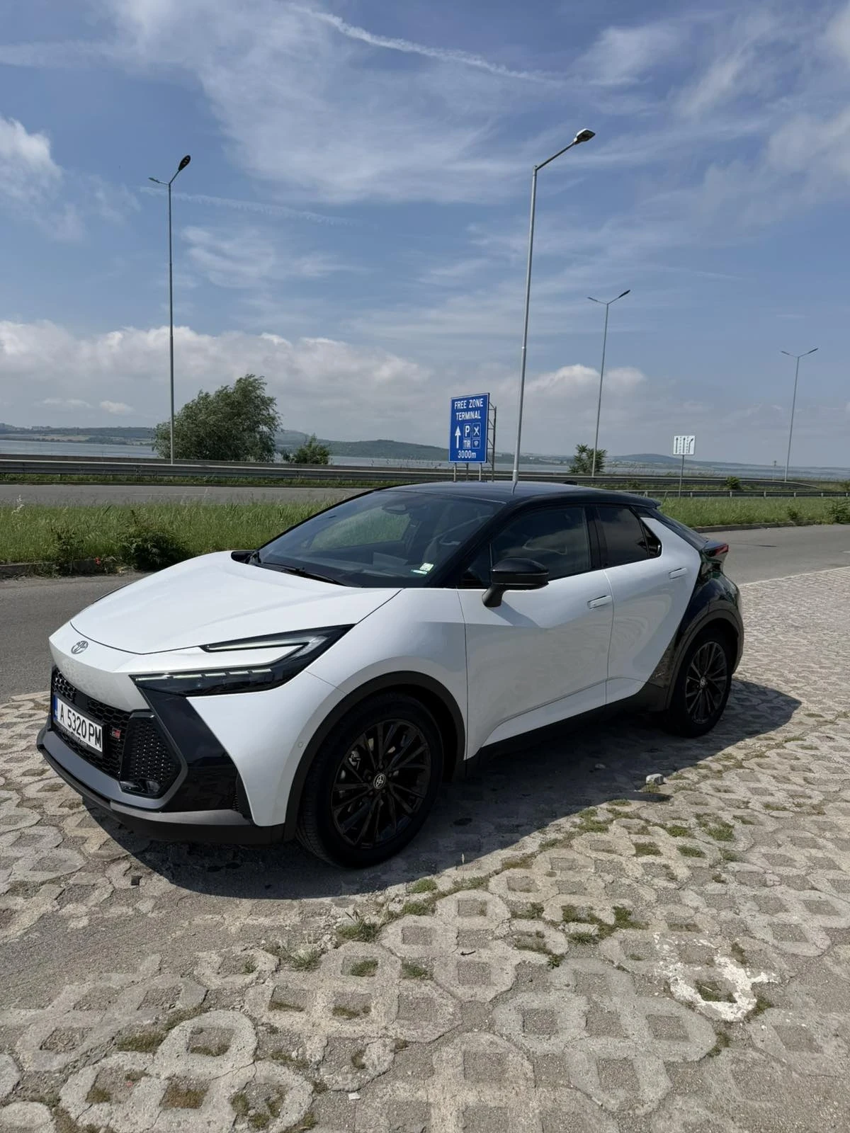 Toyota C-HR GR 2.0 197 k.c, снимка 10 - Автомобили и джипове - 54748839