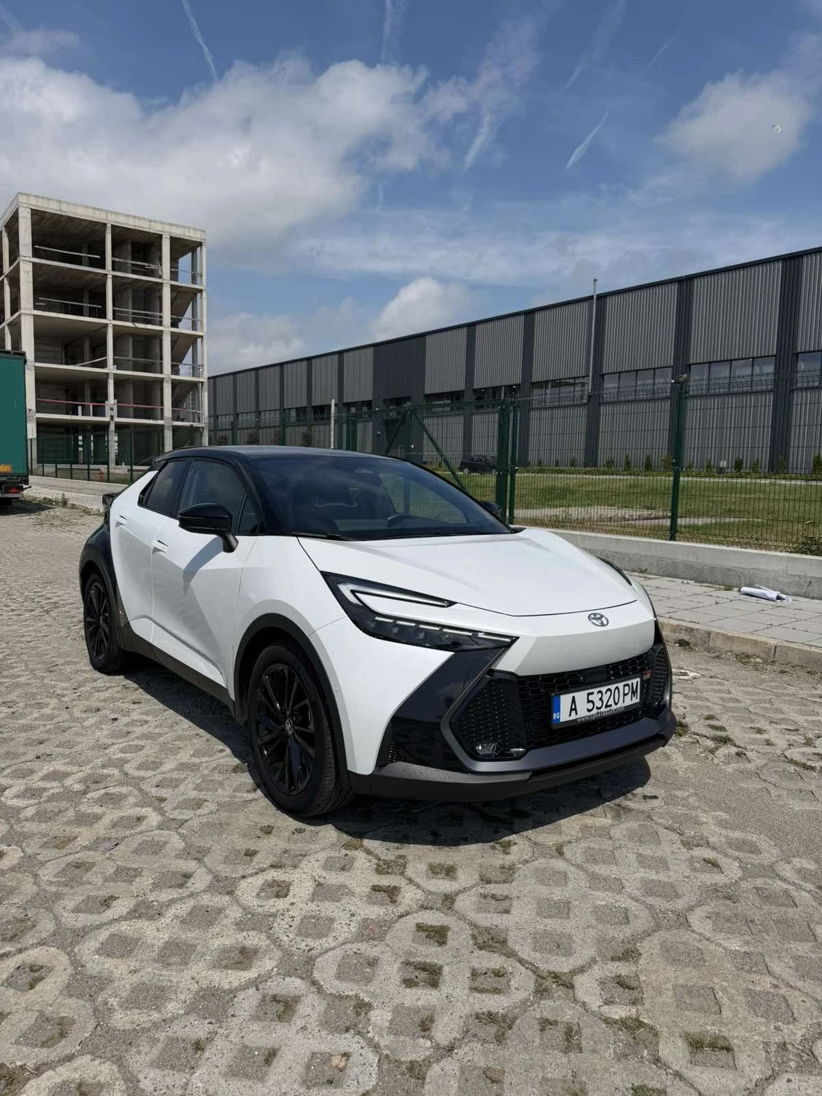 Toyota C-HR GR 2.0 197 k.c, снимка 9 - Автомобили и джипове - 54748839