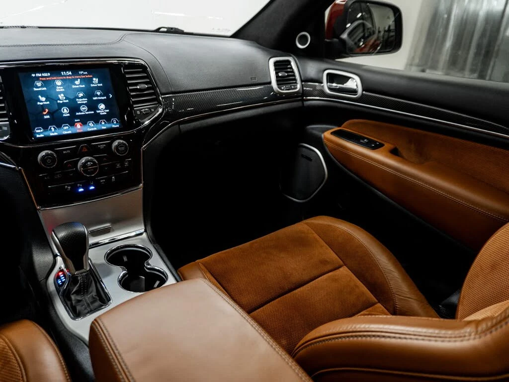 Jeep Grand cherokee 6.4 SRT , снимка 9 - Автомобили и джипове - 55037473
