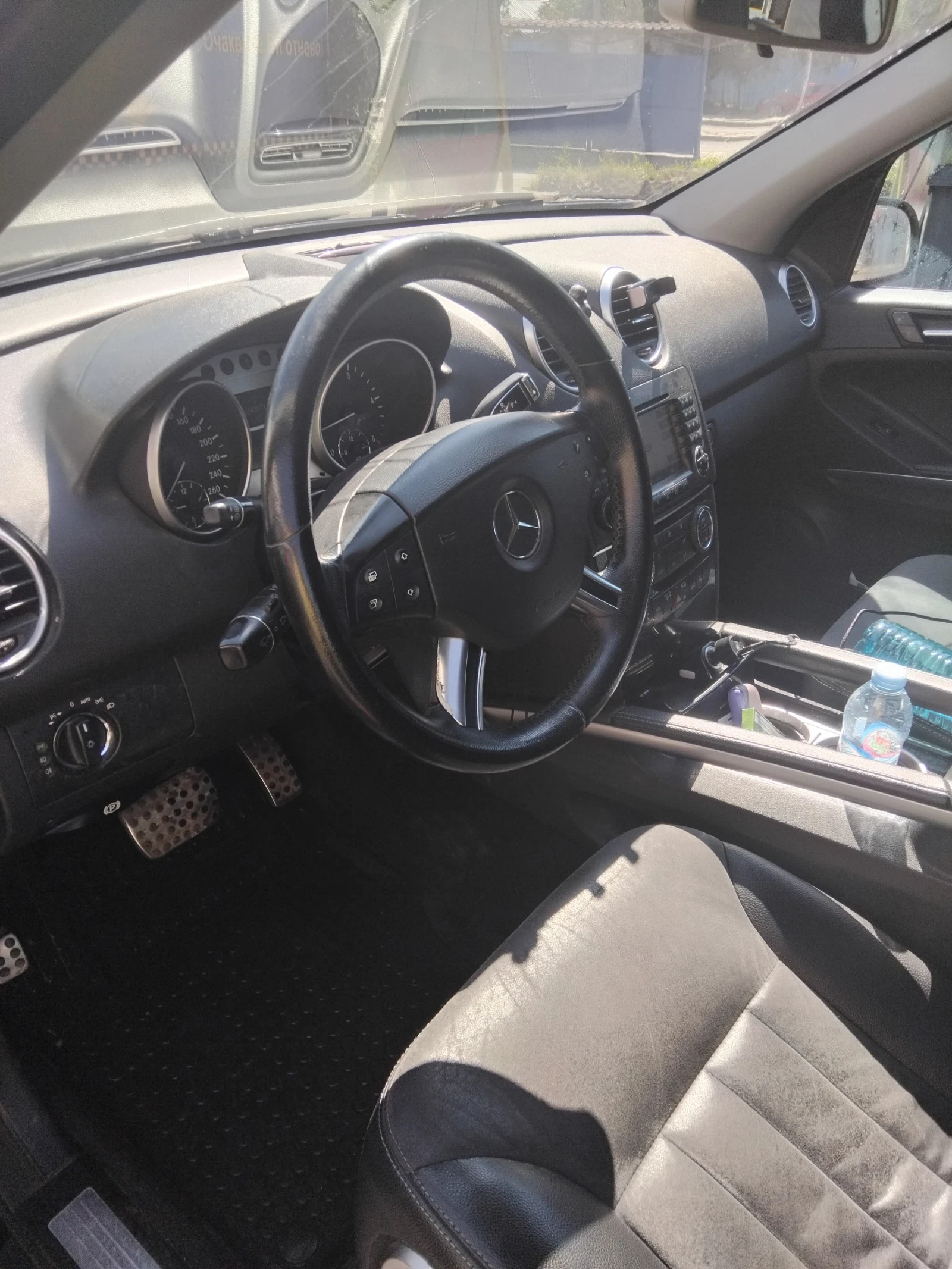 Mercedes-Benz ML 320, снимка 7 - Автомобили и джипове - 55058639