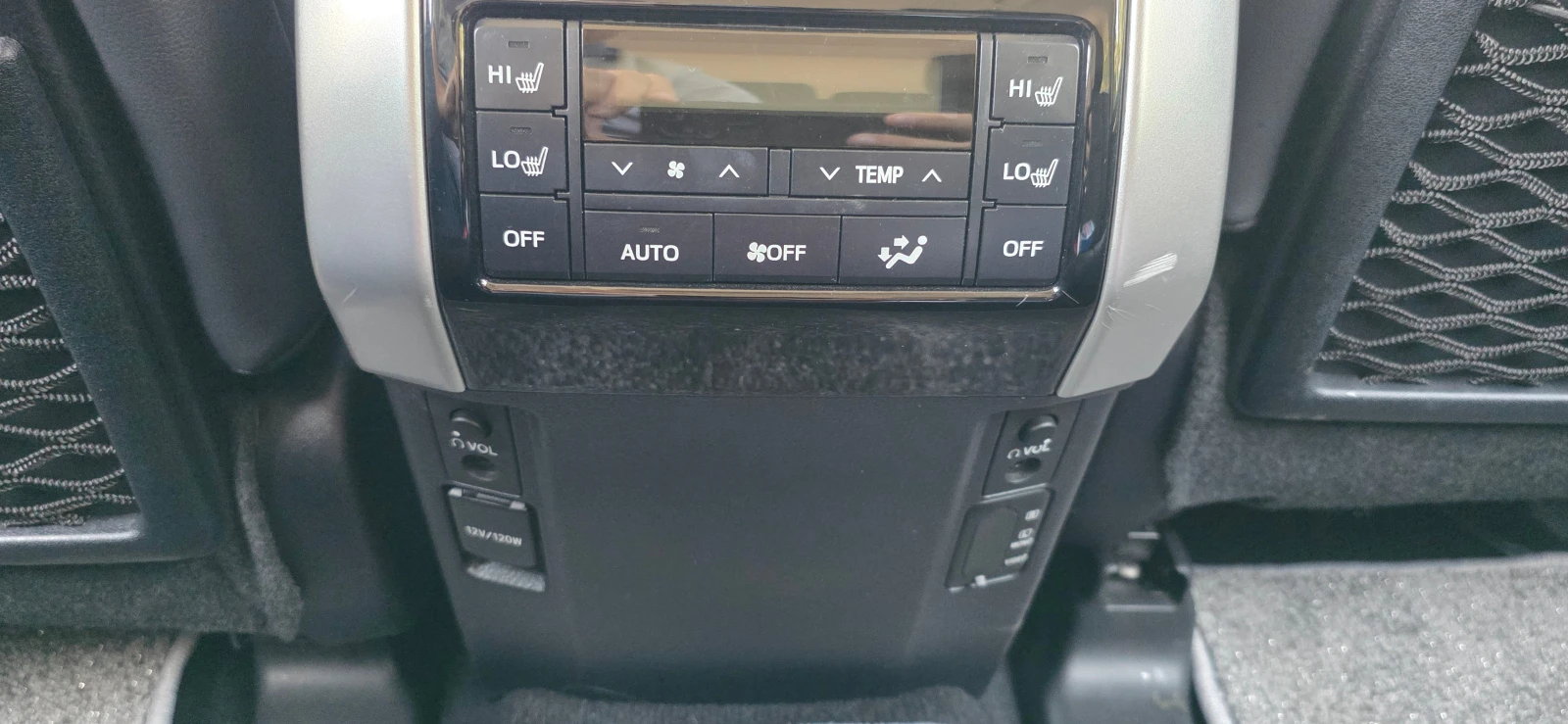 Toyota Land cruiser 150  2.8 D-4D LUXURY, снимка 13 - Автомобили и джипове - 55951813