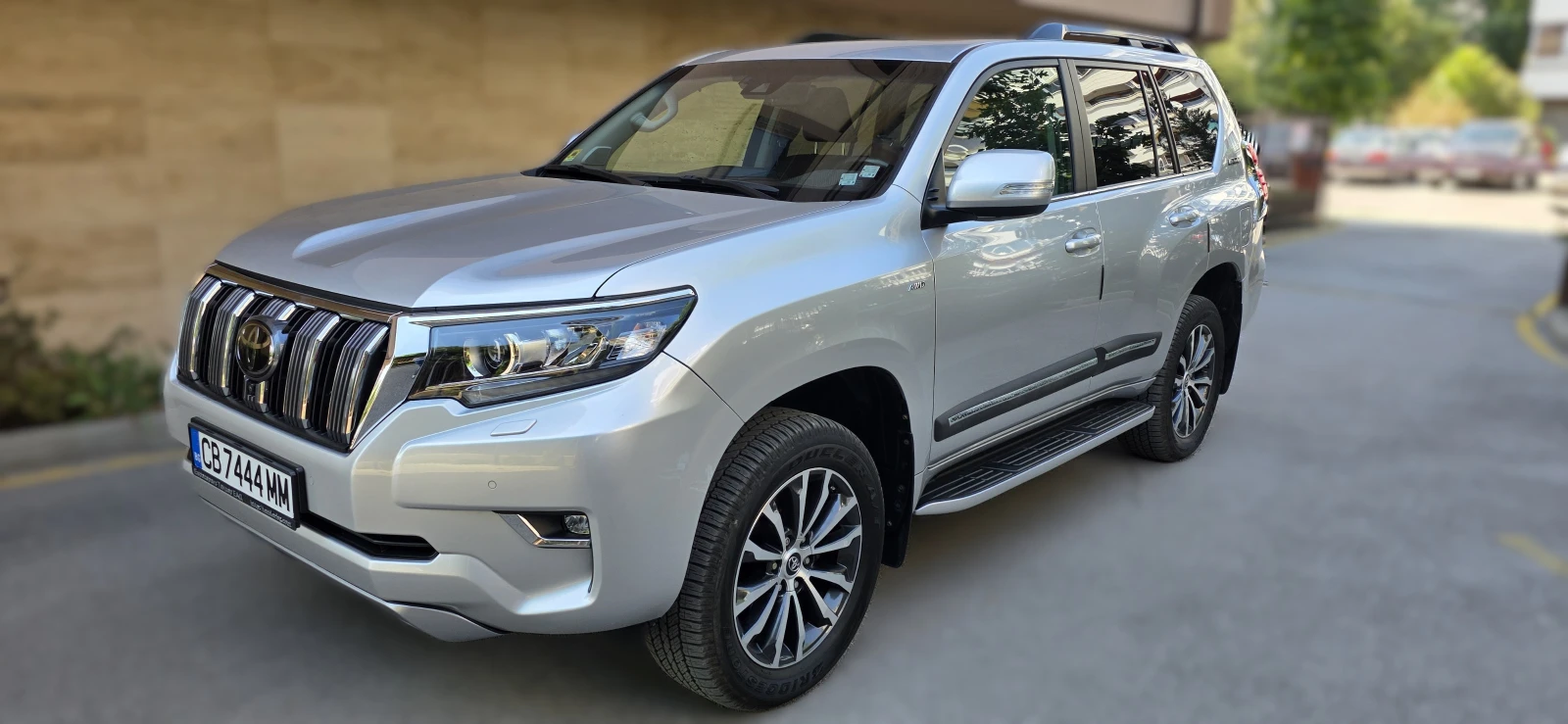 Toyota Land cruiser 150  2.8 D-4D LUXURY