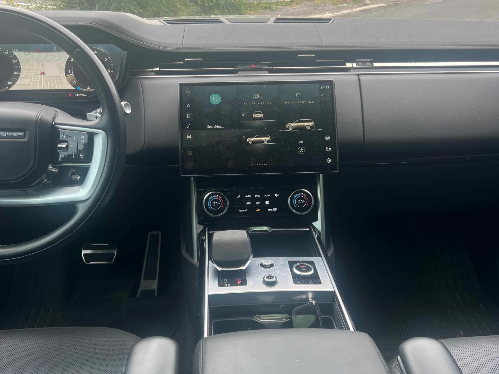 Land Rover Range rover  SE / CARFAX / DISTRONIC / 360 / ОБДУХВАНЕ , снимка 9 - Автомобили и джипове - 56099142