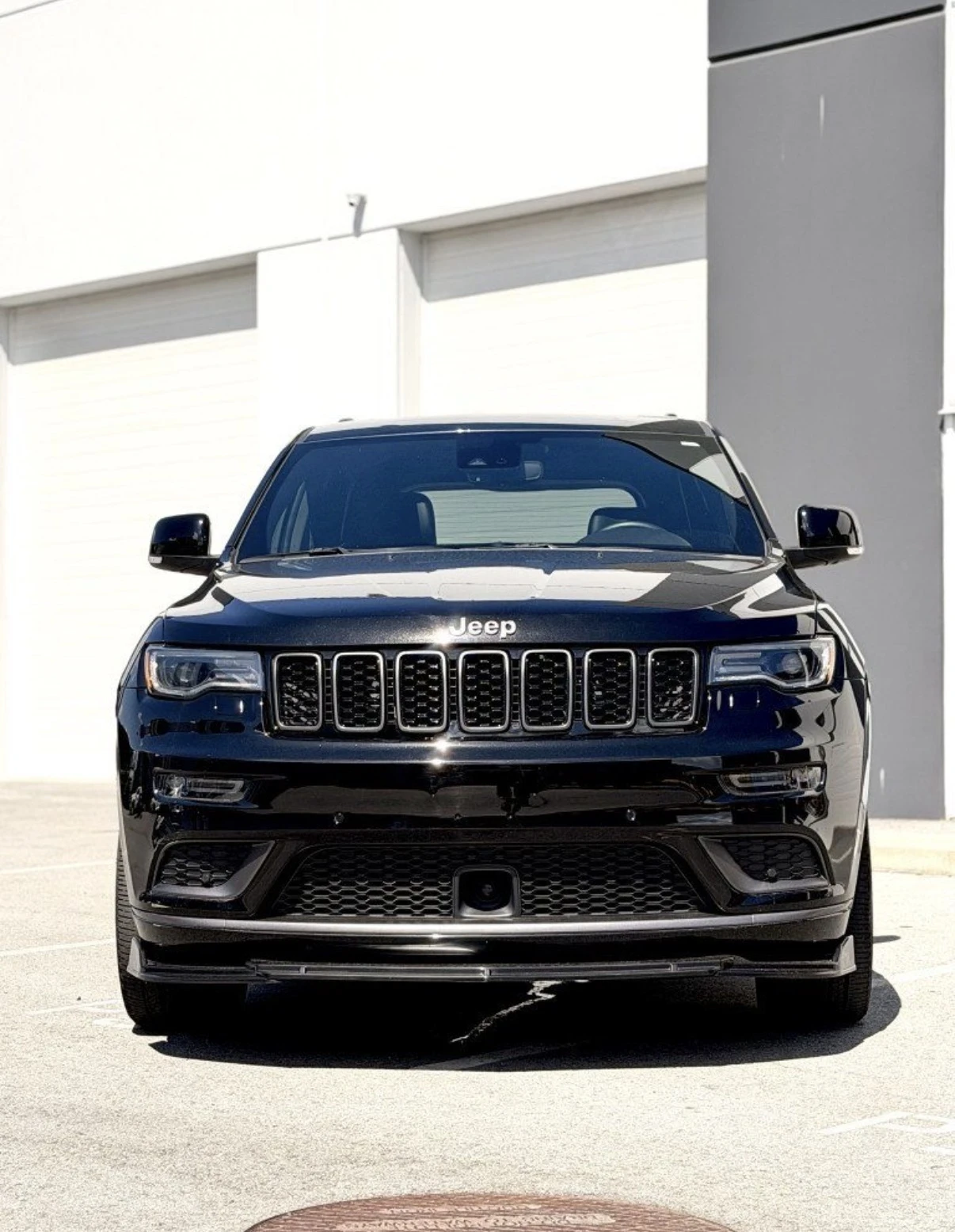 Jeep Grand cherokee HIGH ALTITUDE * 5.7 HEMI * 4WD * 34000 KM * , снимка 2 - Автомобили и джипове - 56131213