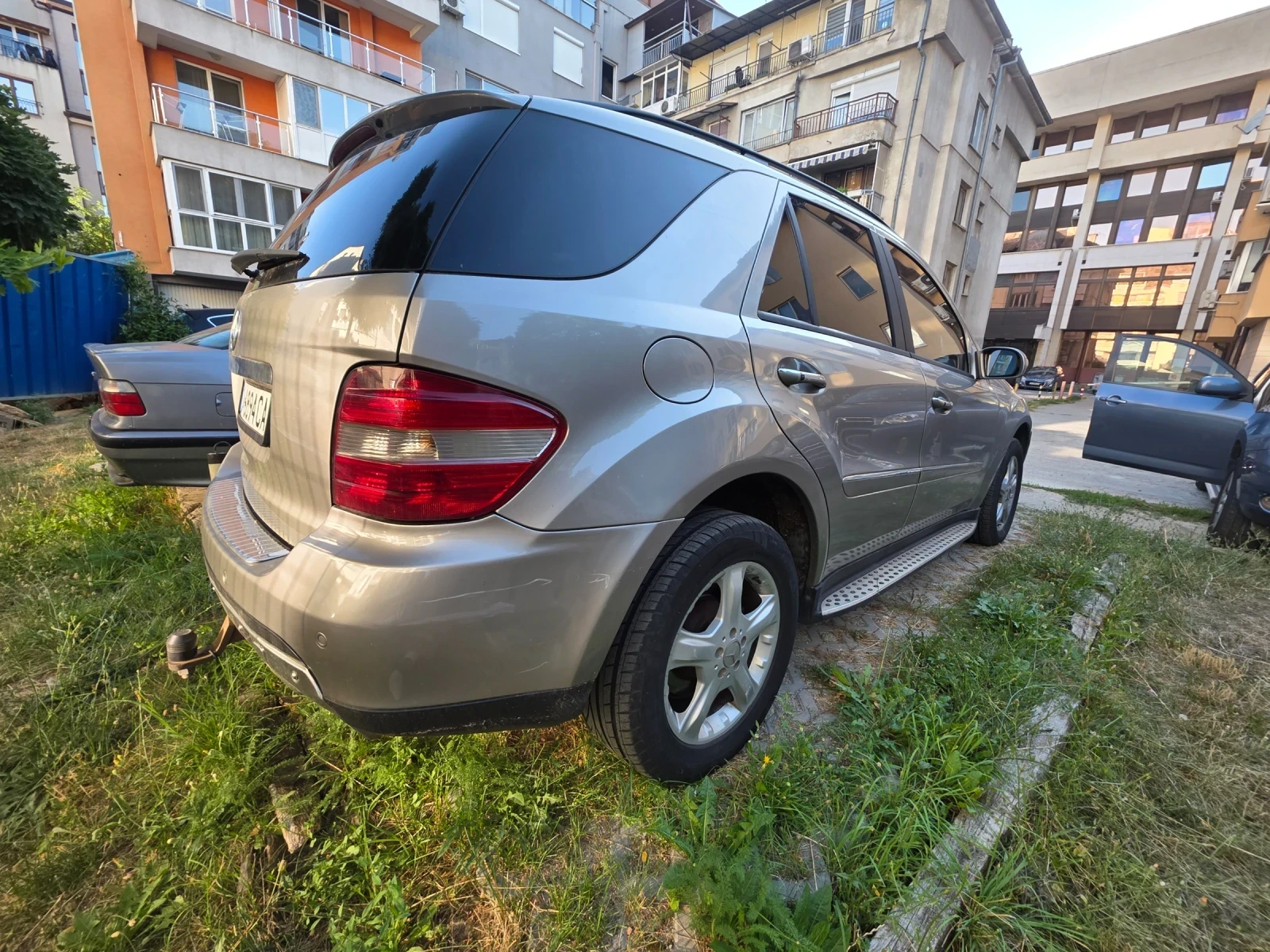 Mercedes-Benz ML 500 LPG, снимка 2 - Автомобили и джипове - 56223536