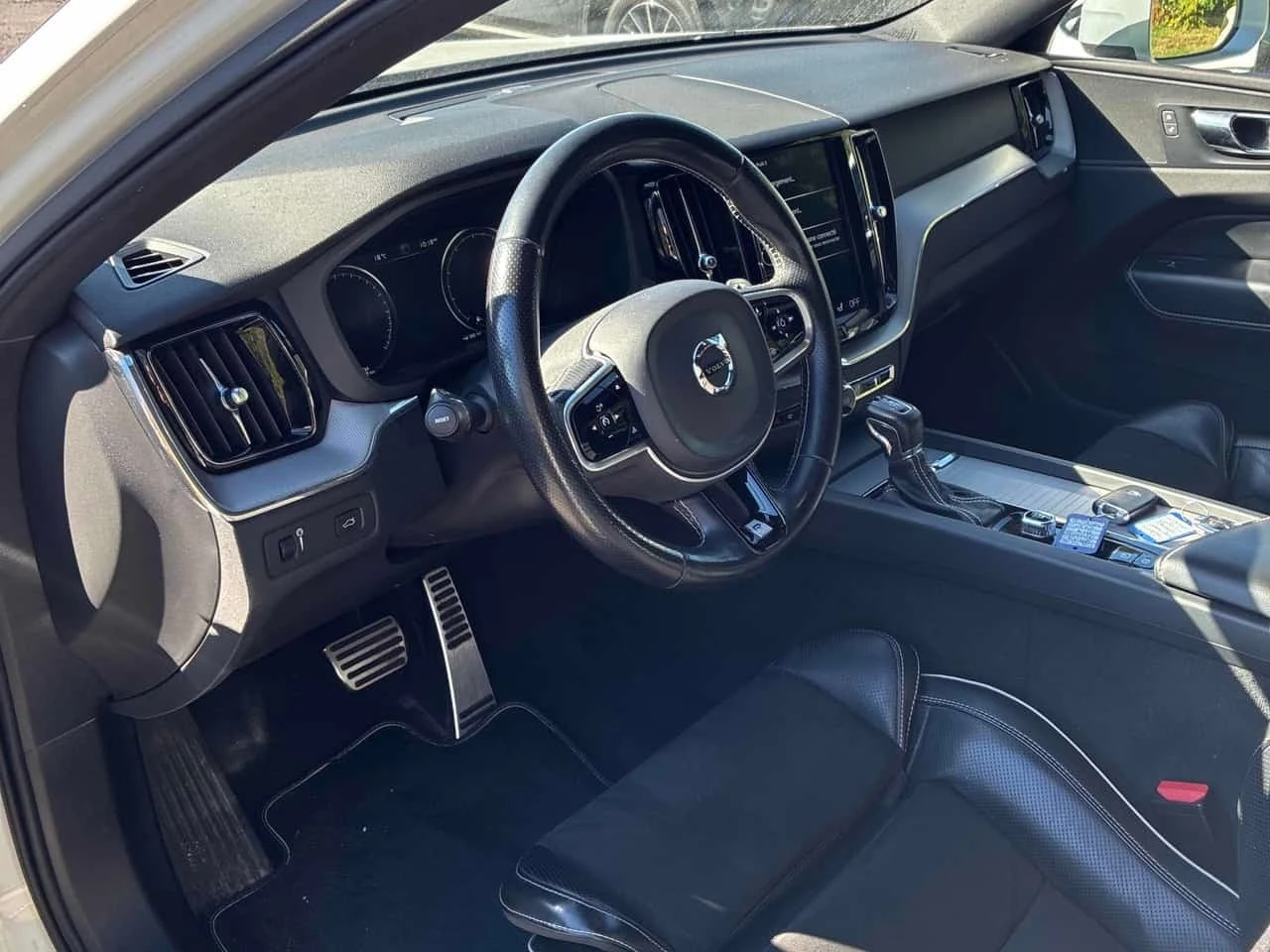 Volvo XC60 * R Design * CARFAX * ��� ������������ ������ | Mobile.bg � ����������� 5