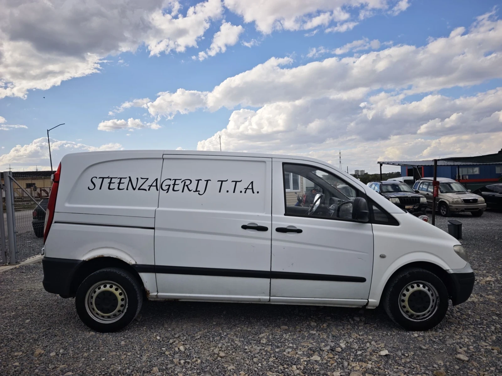 Mercedes-Benz Vito, снимка 4 - Бусове и автобуси - 56187520