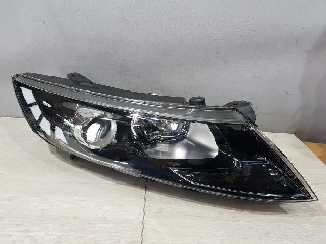 Десен фар LED / Xenon за Kia Optima 3