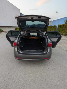 Обява за продажба на Toyota Avensis ~38 000 лв. - изображение 7