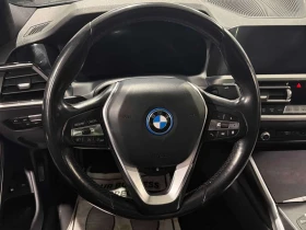 BMW 330 * 330e xDrive * CARFAX * БЕЗ ПЪРВОНАЧАЛНА ВНОСКА, снимка 8 - Автомобили и джипове - 53627543