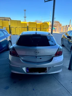 Opel Astra GTC - 5300 € / 10365.90 лв. - 64470238 4