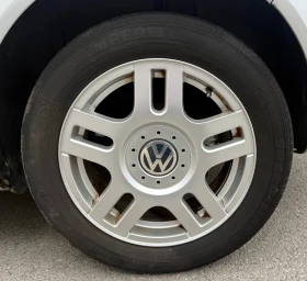 VW Golf 1.9TDi/101kc/Климатроник/Трилъчев волан | Auto.bg — изображение 17