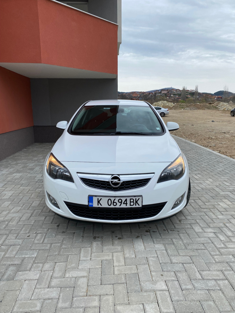 Opel Astra, снимка 3 - Автомобили и джипове - 45780125