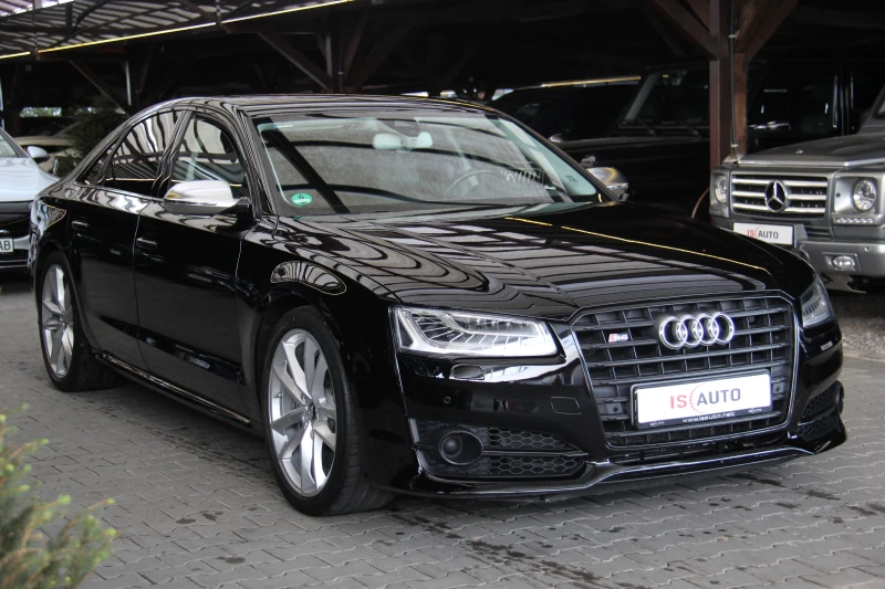 Audi S8 PLUS/Alcantar/Обдухване/Dist./HuD/Side/Lane/Kerami, снимка 3 - Автомобили и джипове - 47854693