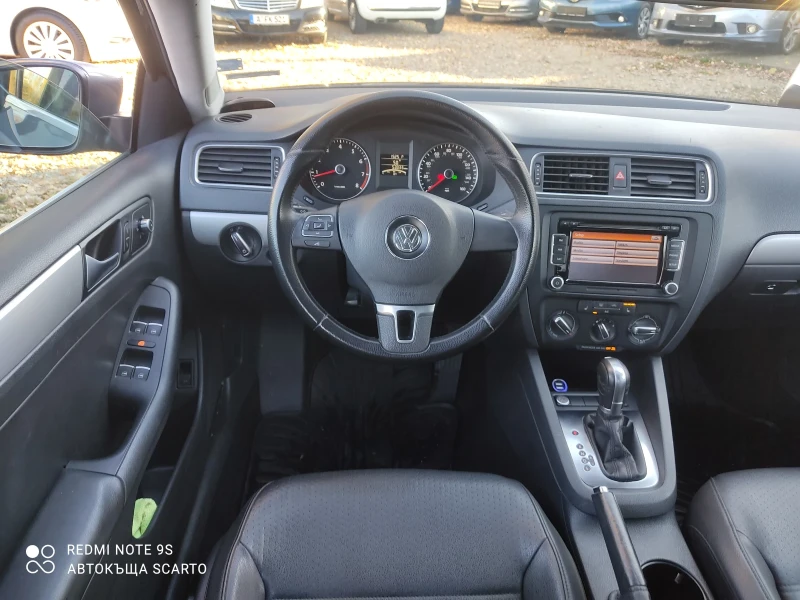 VW Jetta 1.8t/180kc, Black ? Edition, DSG, снимка 12 - Автомобили и джипове - 47906178