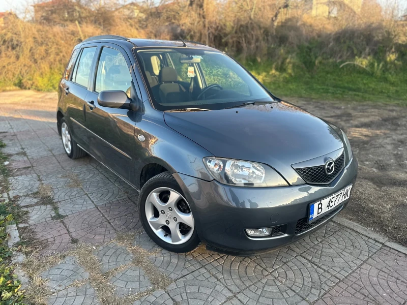 Mazda 2 1.6i, снимка 2 - Автомобили и джипове - 48041961