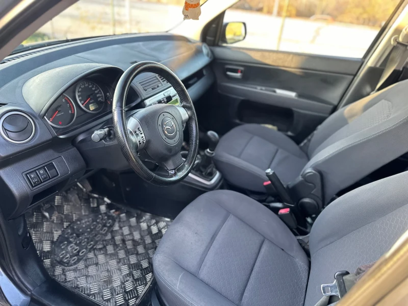 Mazda 2 1.6i, снимка 11 - Автомобили и джипове - 48041961