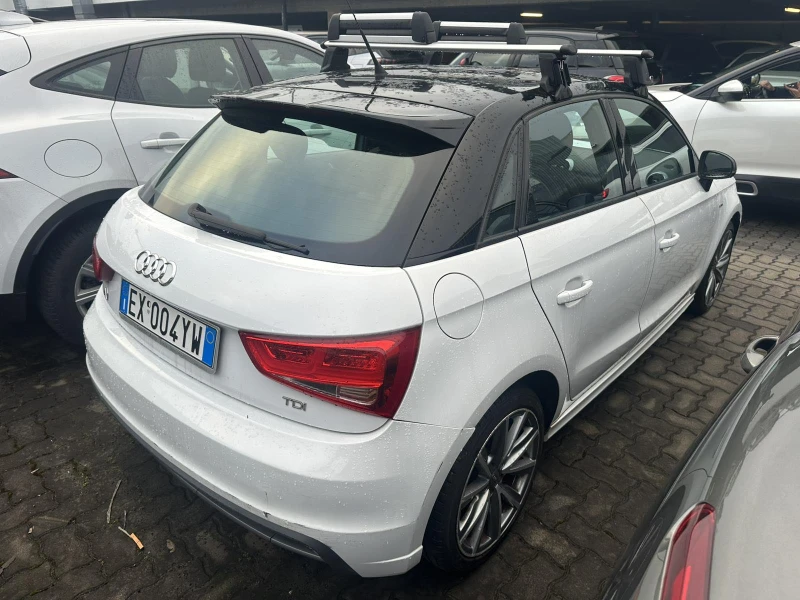 Audi A1 1.6TDI, снимка 3 - Автомобили и джипове - 48784836