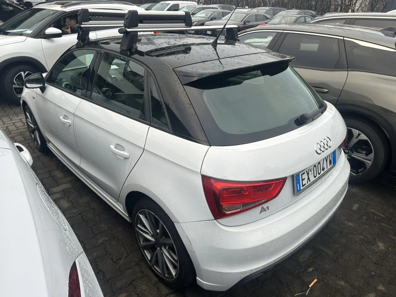 Audi A1 1.6TDI, снимка 4 - Автомобили и джипове - 48784836