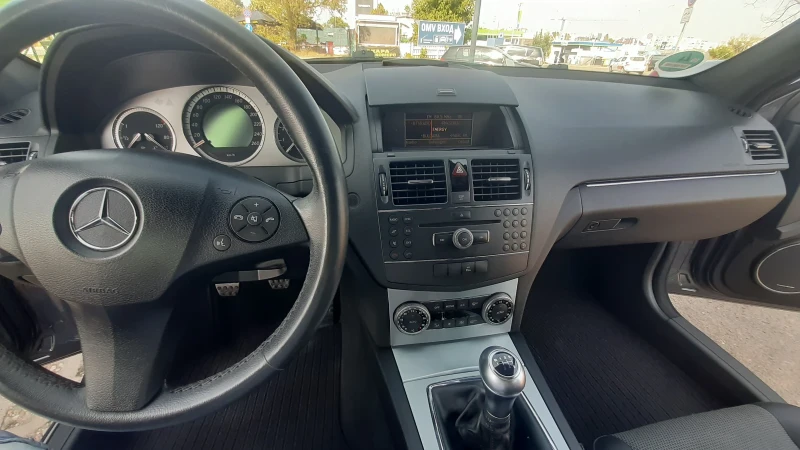 Mercedes-Benz C 180 АМG ПАКЕТ 196х км РЕАЛНИ , снимка 13 - Автомобили и джипове - 51446463