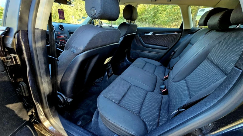 Audi A3 1.6i, снимка 12 - Автомобили и джипове - 52657304