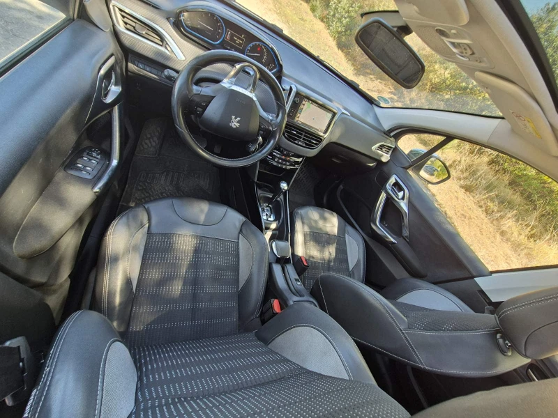 Peugeot 2008 1.6i 120hp, снимка 7 - Автомобили и джипове - 51994727