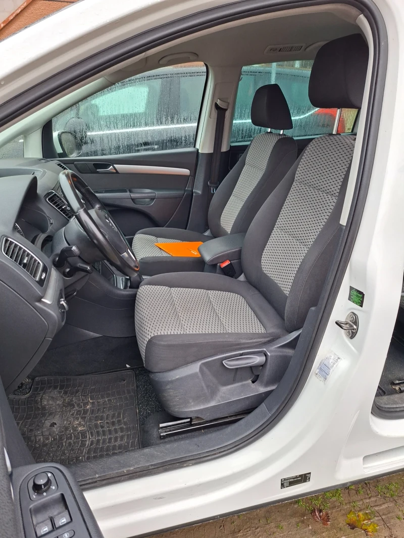 VW Sharan 2.0TDI, снимка 14 - Автомобили и джипове - 52624921