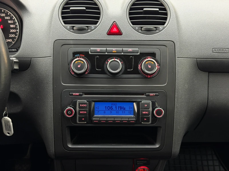 VW Caddy 2.0i EcoFuel (фабричен метан)ПЪЛНА ИСТОРИЯ В VW, снимка 10 - Автомобили и джипове - 53326917