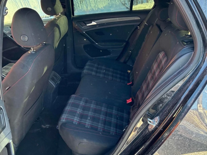VW Golf * Manual * GTI  * FWD * CARFAX * , снимка 16 - Автомобили и джипове - 53345031