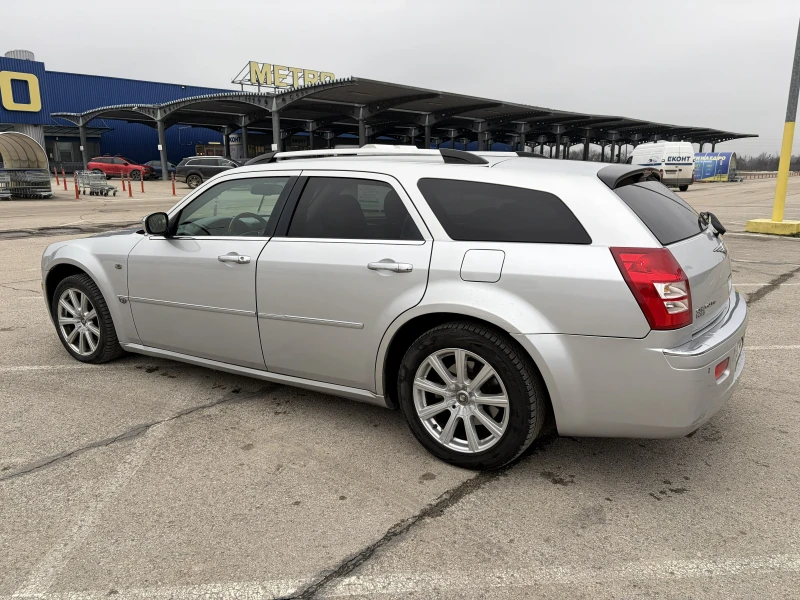 Chrysler 300c 3.0 CRD, снимка 9 - Автомобили и джипове - 53430104