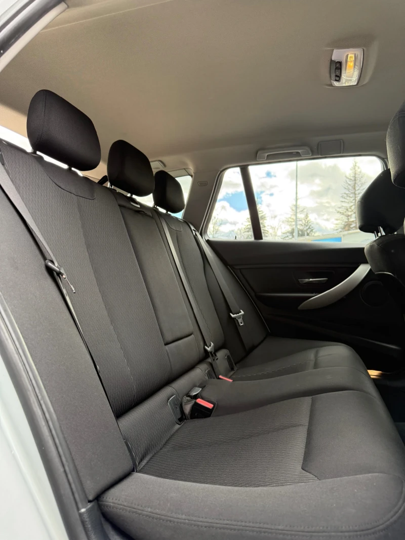 BMW 318 2.0 Facelift , снимка 12 - Автомобили и джипове - 53540284