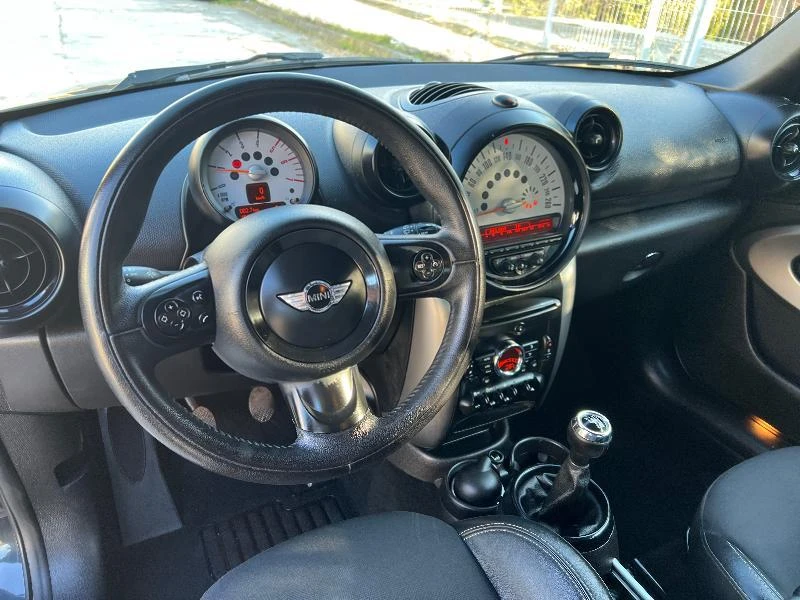 Mini Paceman 1,6 D - Euro 5B, снимка 11 - Автомобили и джипове - 48418075