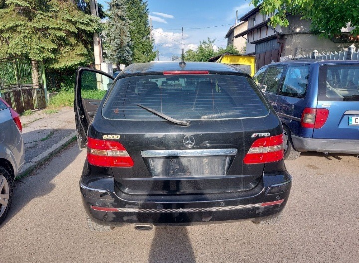 Mercedes-Benz B 200, снимка 2 - Автомобили и джипове - 45538468
