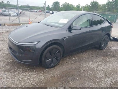 Tesla Model Y PREMIUM REAR-WHEEL DRIVE 