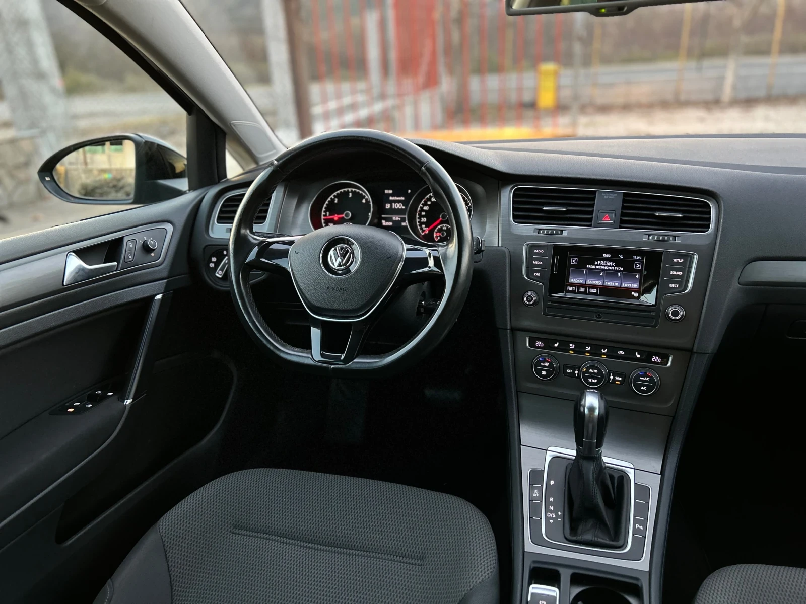 VW Golf 1.6TDI DSG - изображение 7