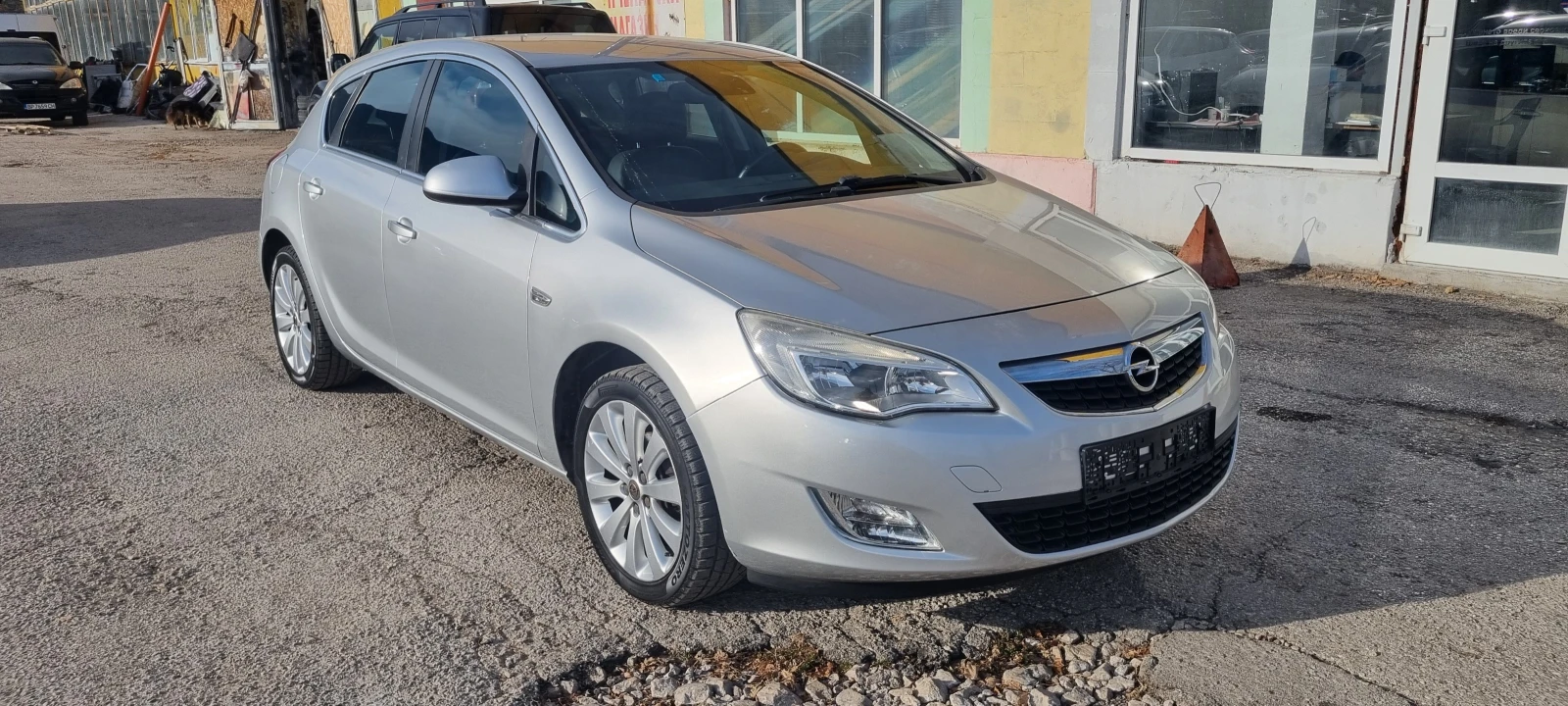 Opel Astra 1.4I ГАЗ ITALY - изображение 3