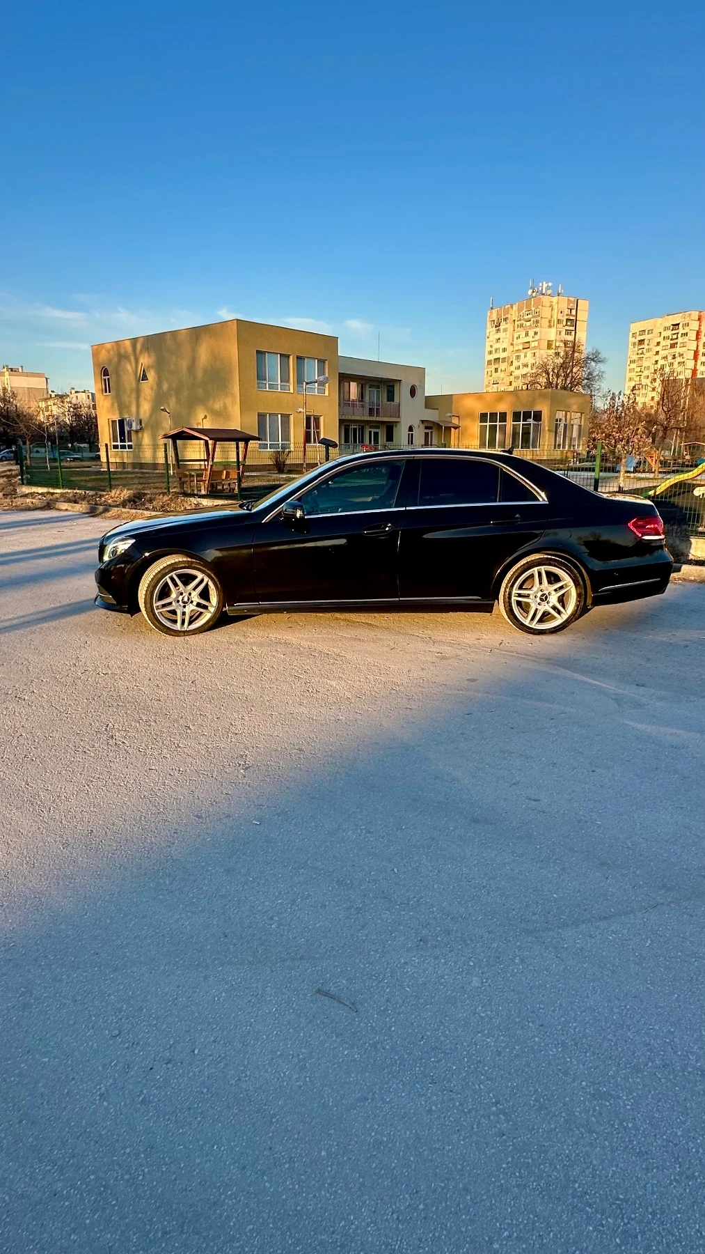 Mercedes-Benz E 220  - изображение 4