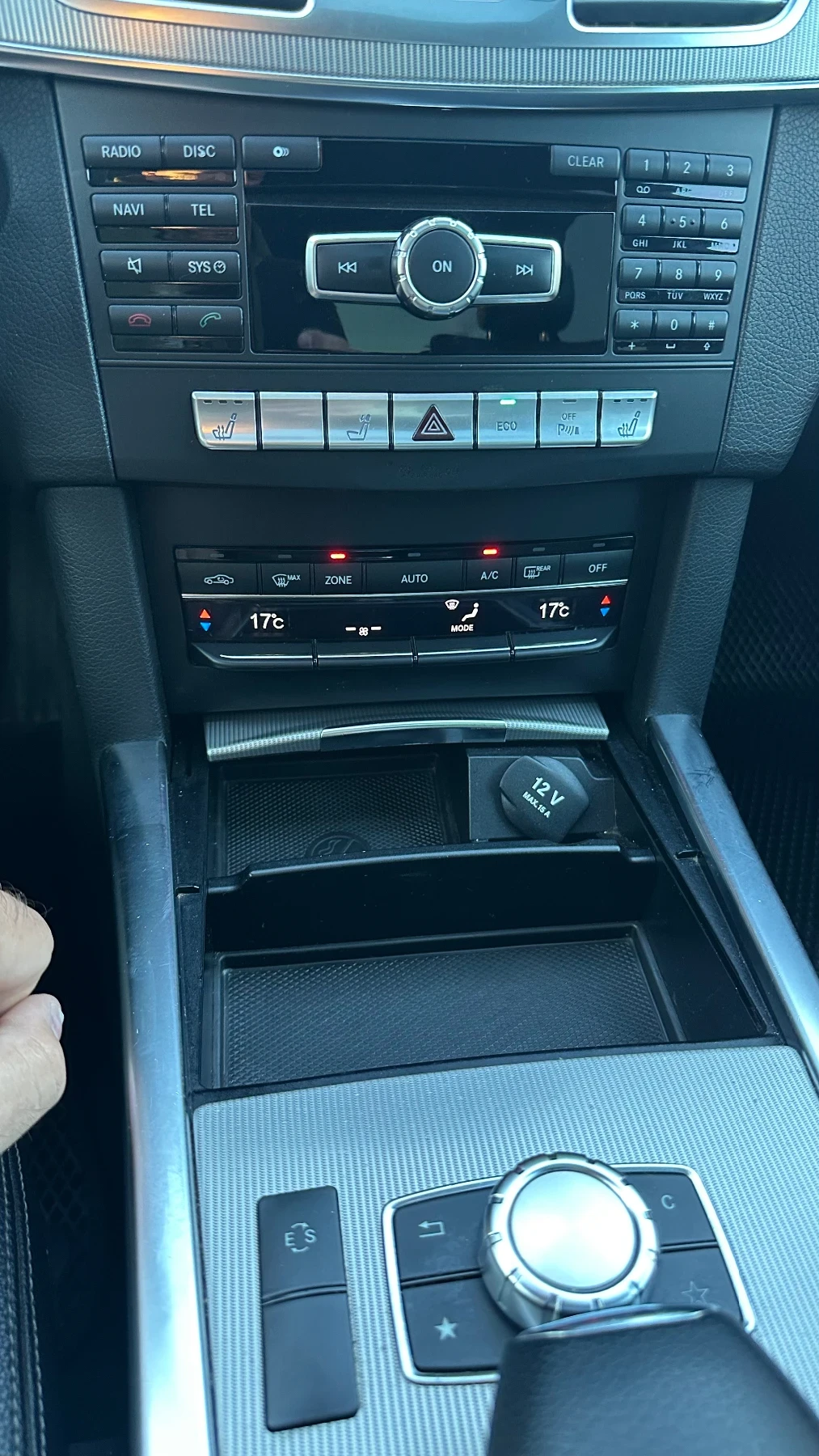 Mercedes-Benz E 220  - изображение 10