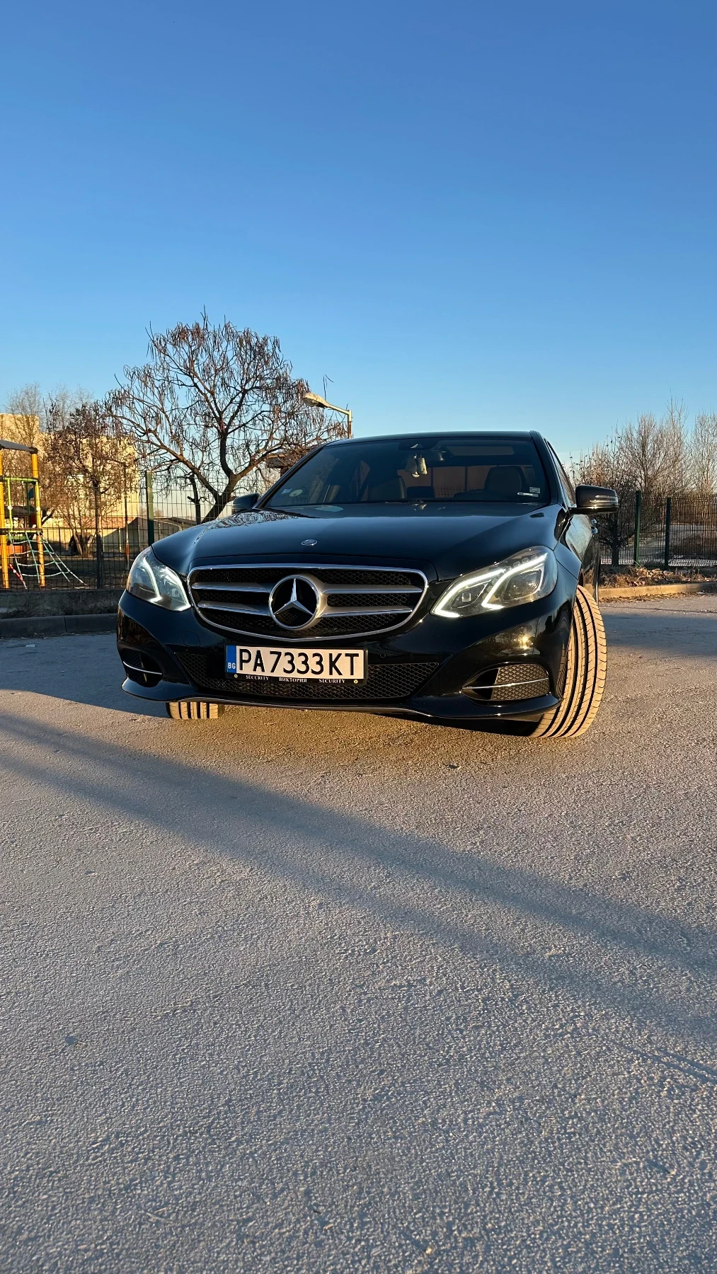 Mercedes-Benz E 220  - изображение 3