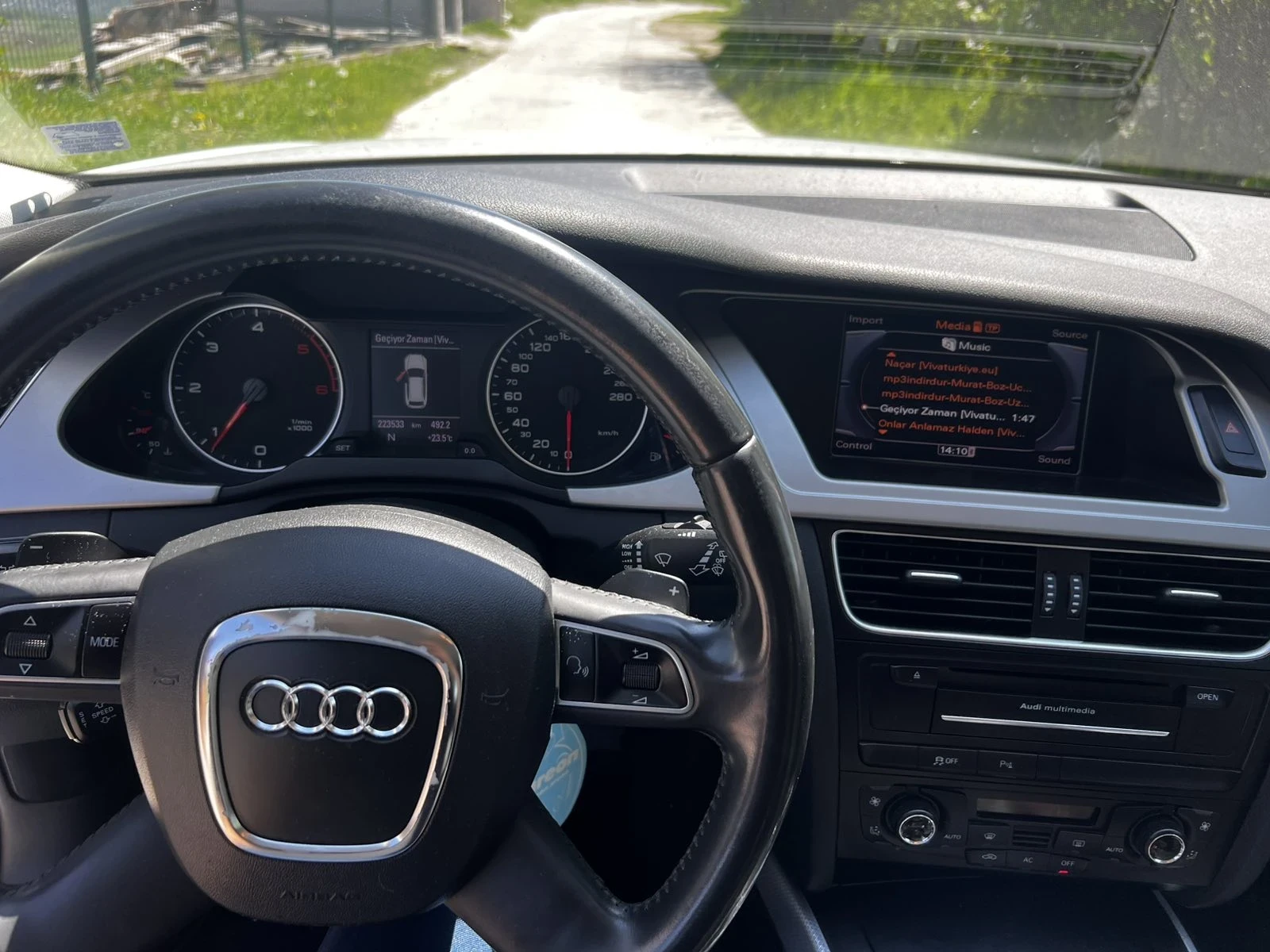 Audi A4 2.0 TDI 143 к.с. - изображение 6