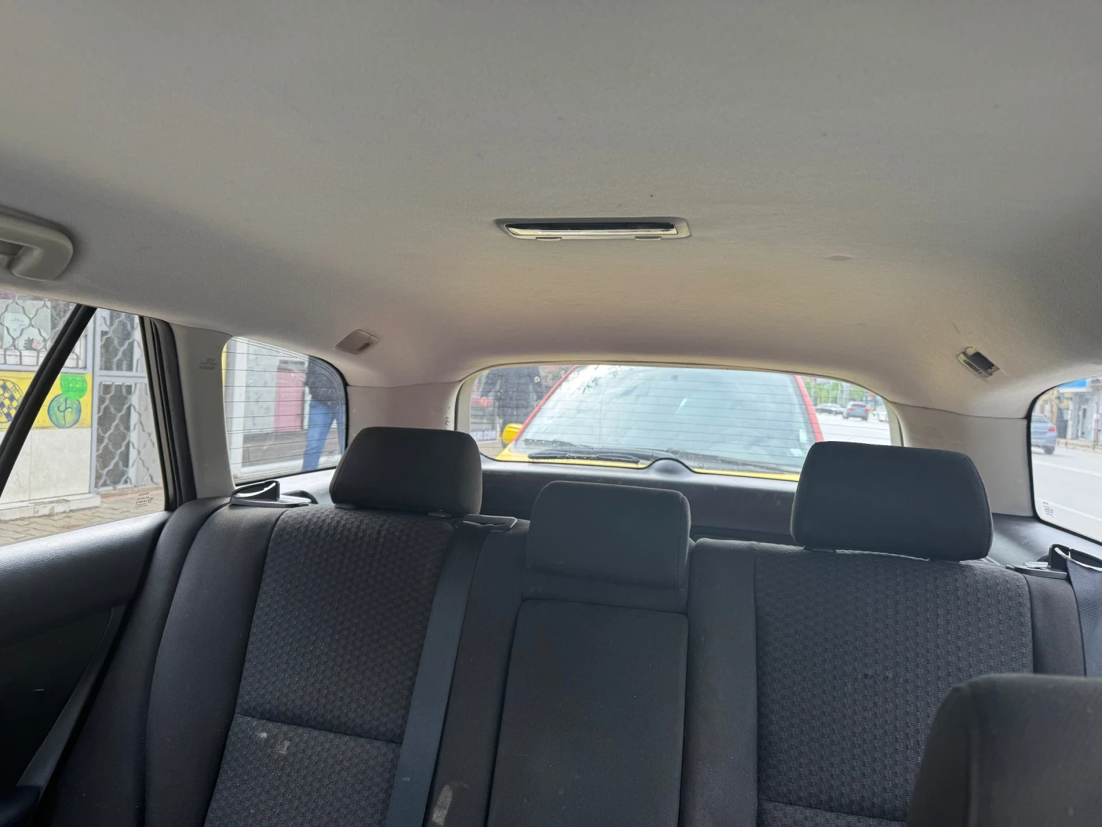 Toyota Avensis kombi - изображение 8