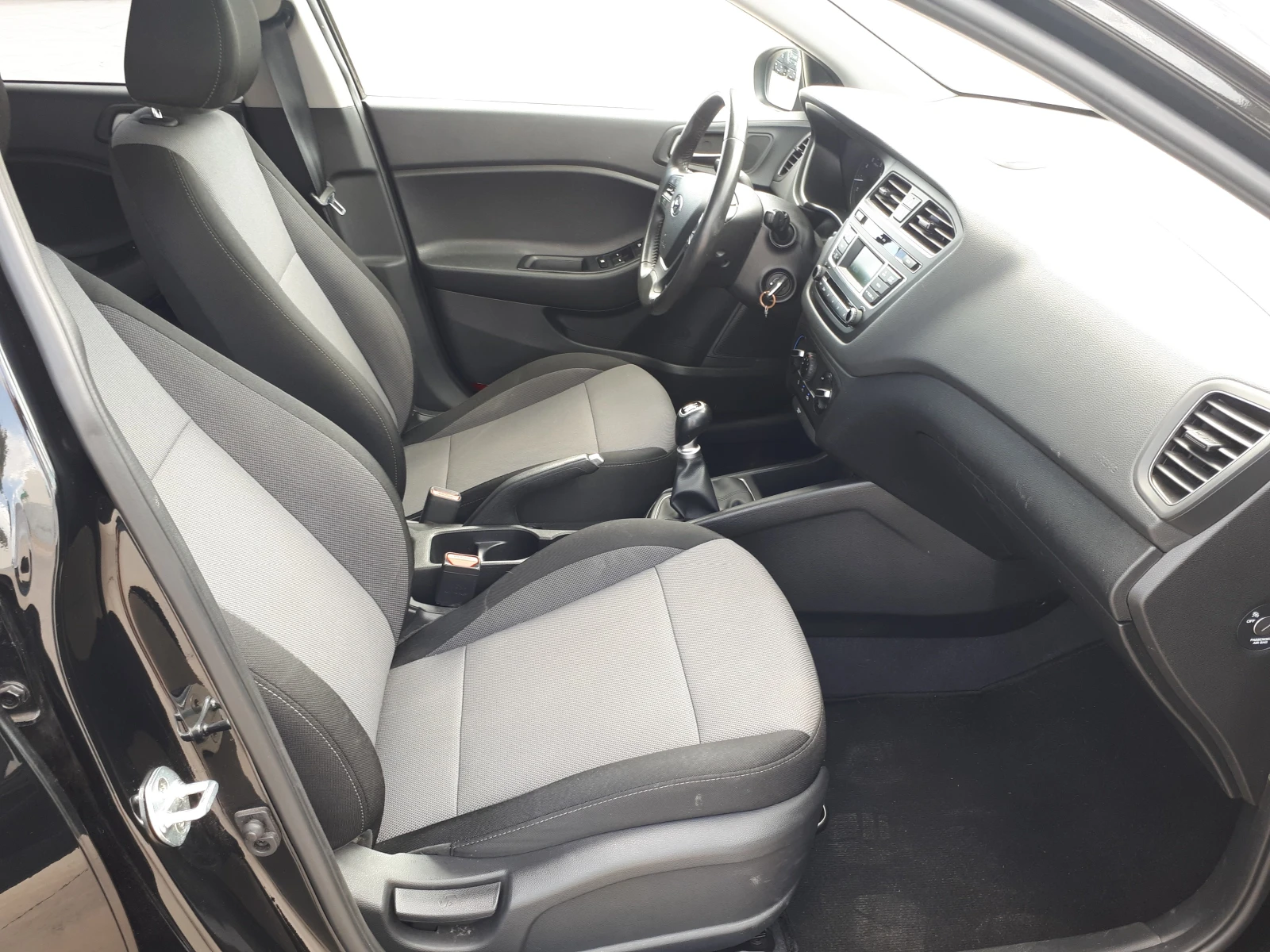 Hyundai I20 1.25i-Active | Mobile.bg � ����������� 13