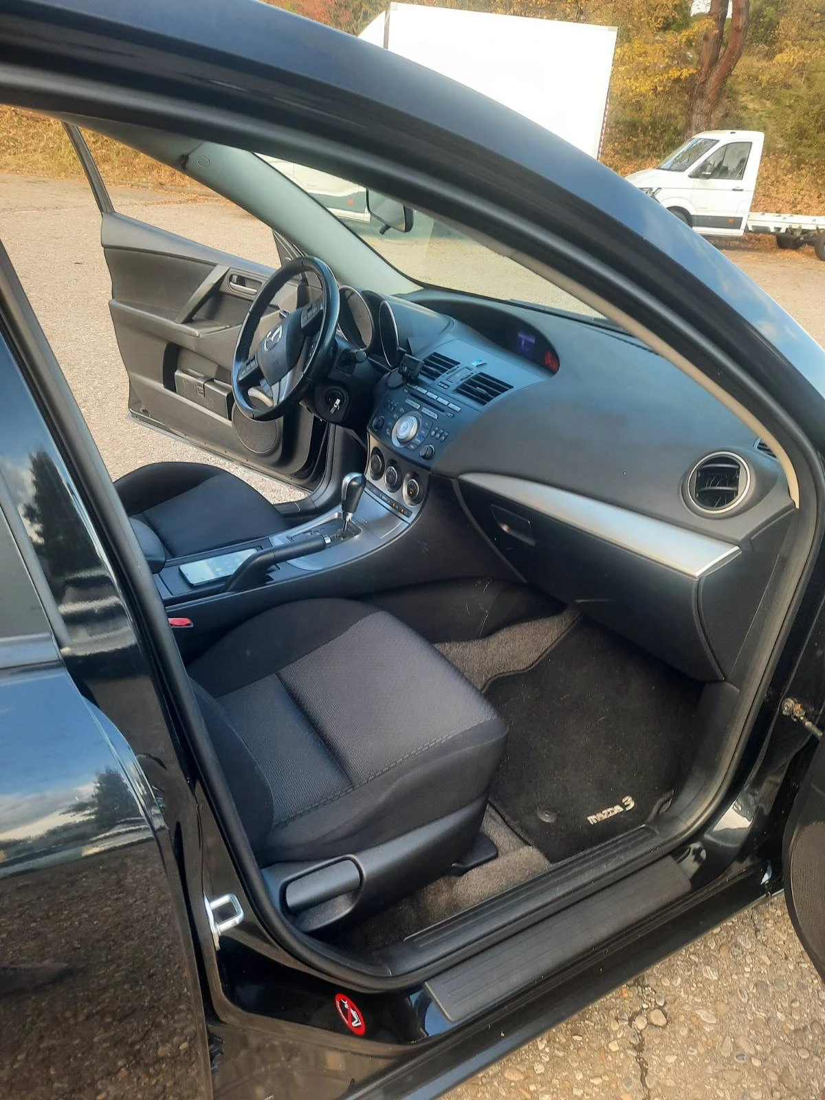 Mazda 3  - изображение 4